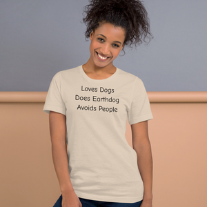 Loves Dogs, Does Earthdog T-Shirts - Light